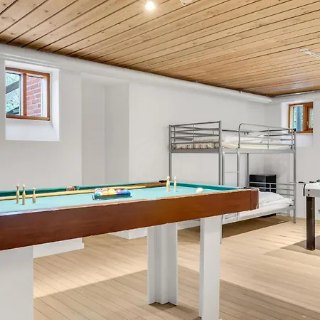 5 Bedroom Stunning In *