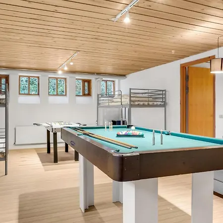 5 Bedroom Stunning In Сasa de vacaciones